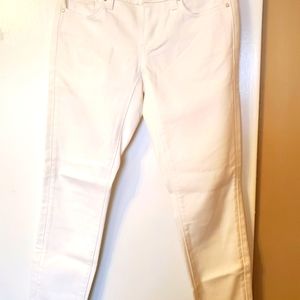 Ann Taylor White Modern Ankle Length Petite  Size 00P (NWT)